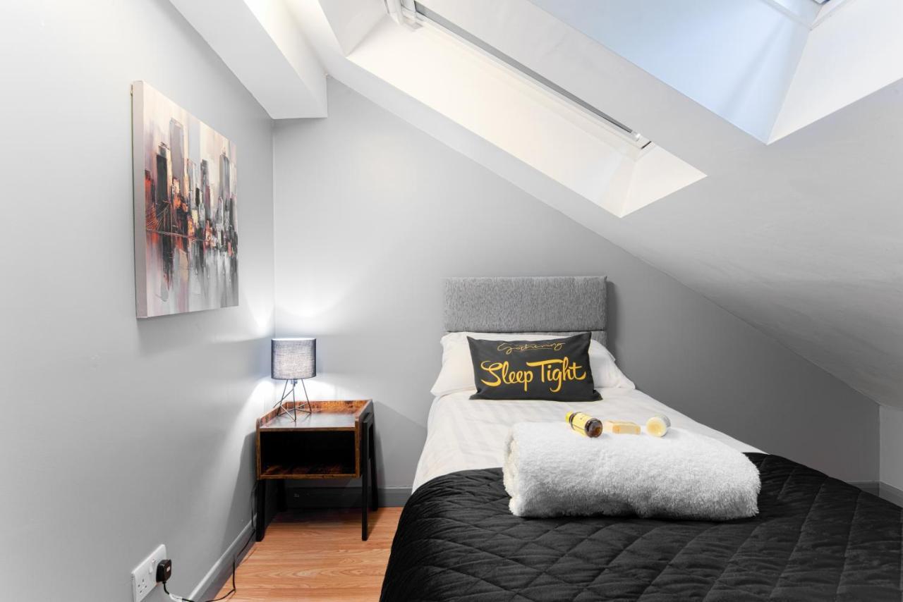 Apartmán The Eistedfod Penthouse - Berwyn House Wrexham Exteriér fotografie